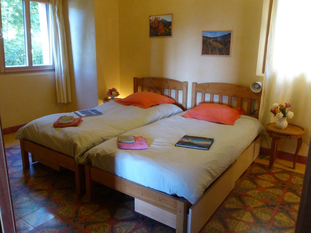 Eco-Hotel Et Yourtes Du Mercantour Guillaumes Exteriér fotografie